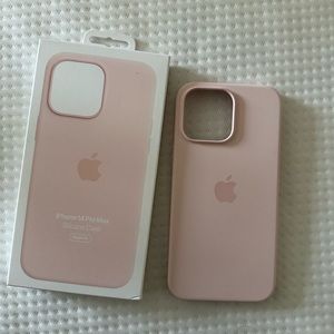 iPhone 14 Pro Max Pink Silicone Case